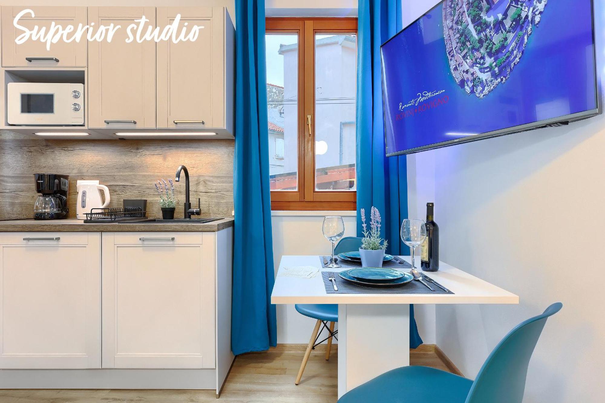 Studios Notte Sul Porto Rovinj Ngoại thất bức ảnh