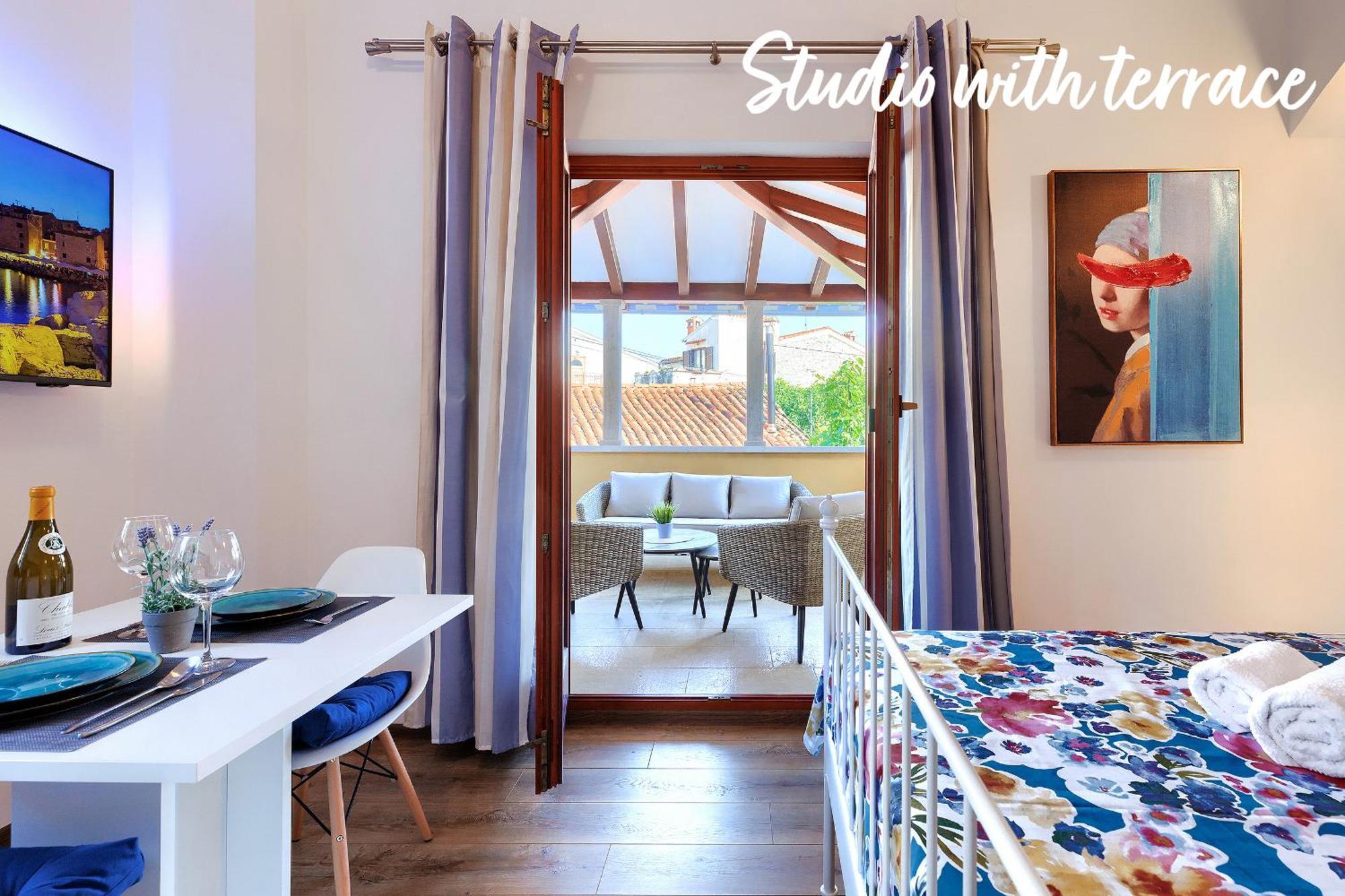Studios Notte Sul Porto Rovinj Ngoại thất bức ảnh